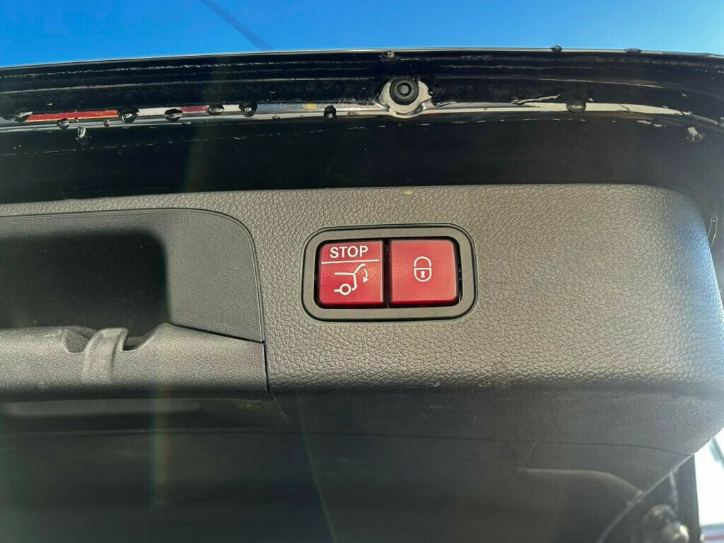 2022 Mercedes-Benz GLC LocalTrade/4MATIC/DriverAssistancePkg/PremiumPlusPkg/NAV - 22965206 - 15