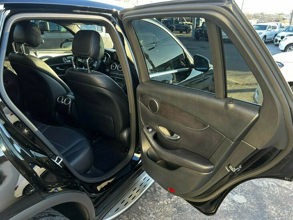 2022 Mercedes-Benz GLC LocalTrade/4MATIC/DriverAssistancePkg/PremiumPlusPkg/NAV - 22965206 - 16