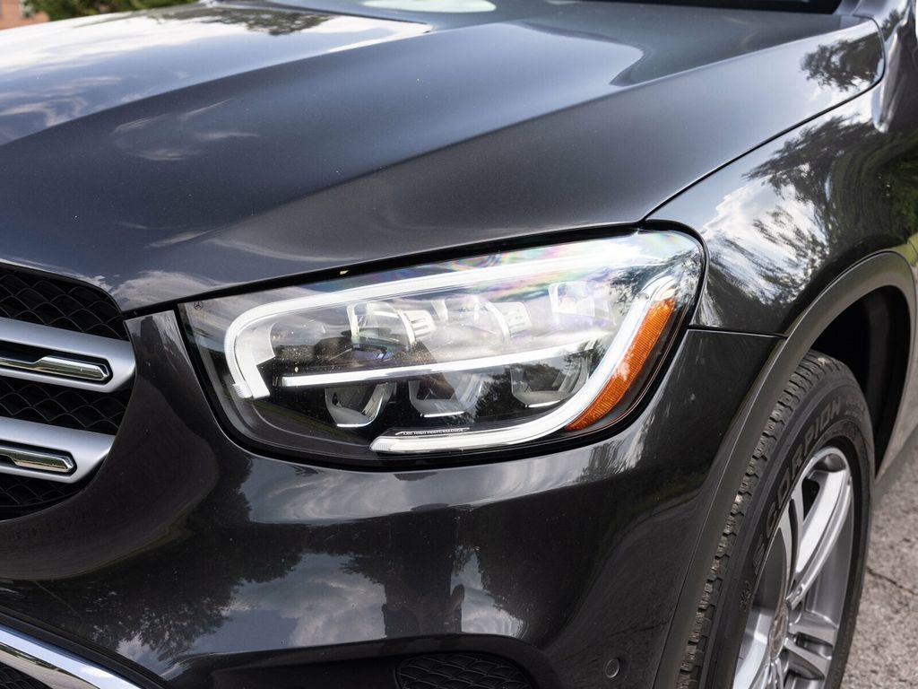 2022 Mercedes-Benz GLC Pano Roof, Surround View System, Premium/Multimedia - 22914409 - 17