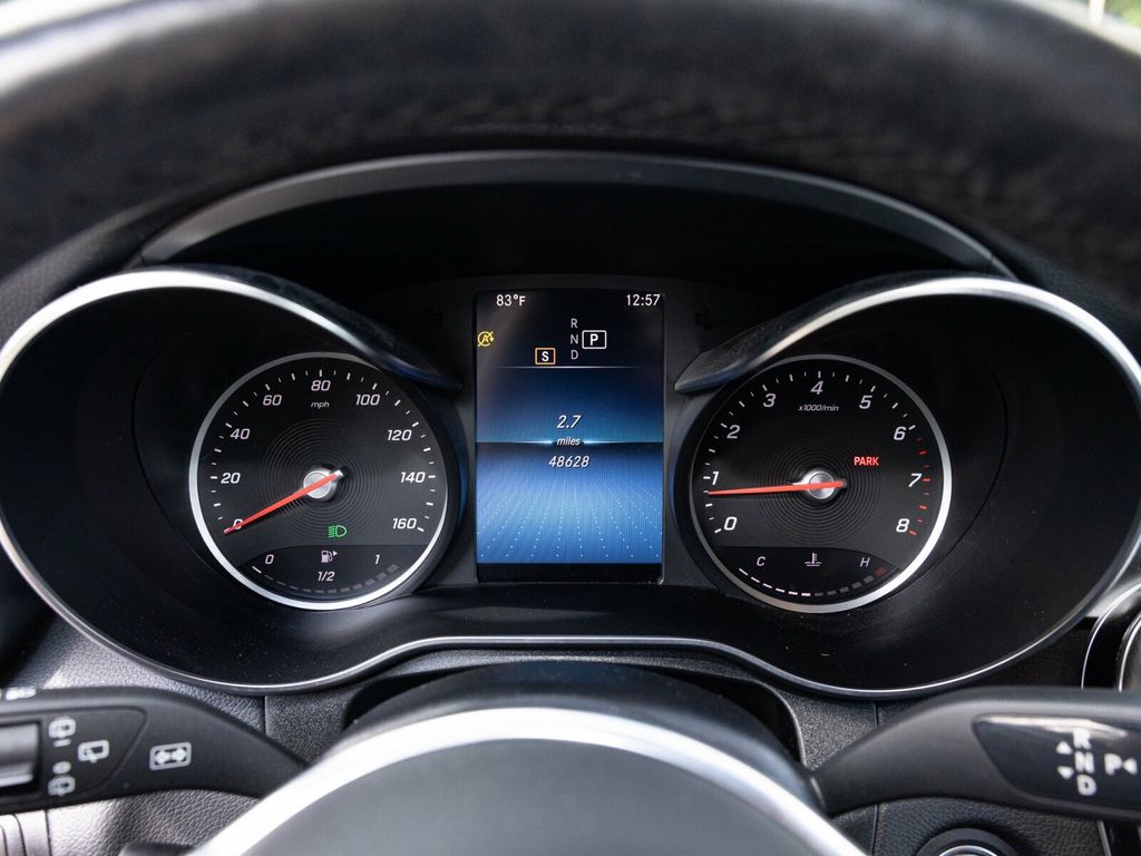 2022 Mercedes-Benz GLC Pano Roof, Surround View System, Premium/Multimedia - 22914409 - 32