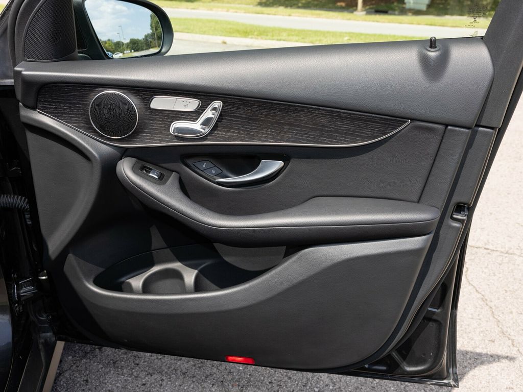 2022 Mercedes-Benz GLC Pano Roof, Surround View System, Premium/Multimedia - 22914409 - 66