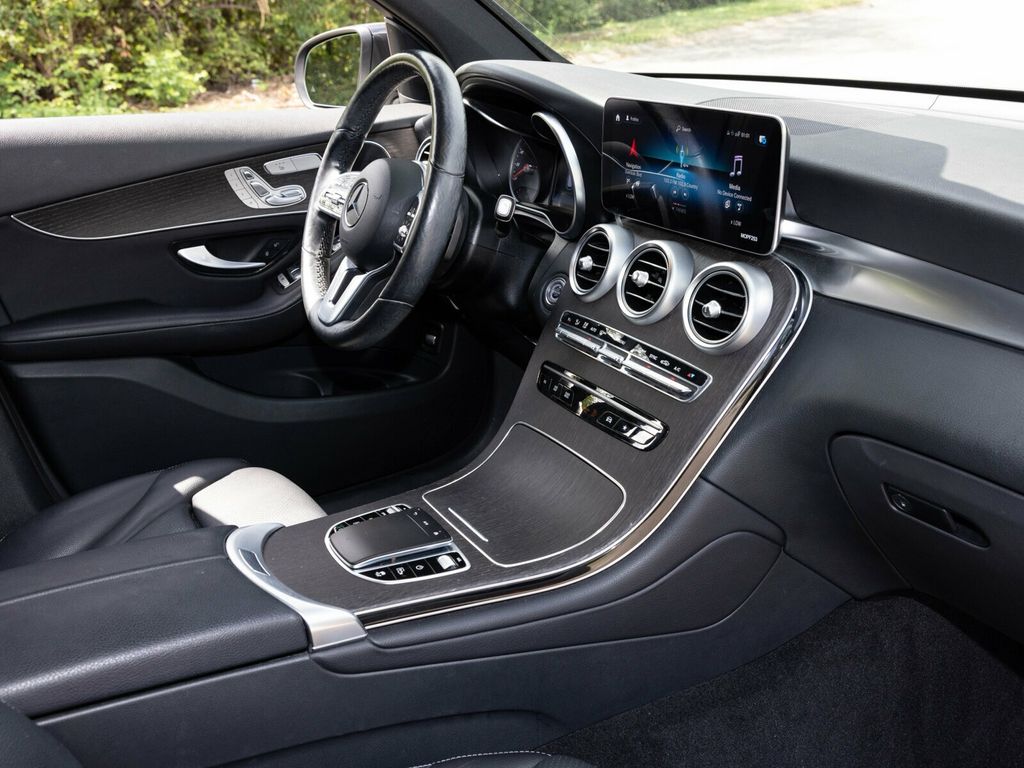 2022 Mercedes-Benz GLC Pano Roof, Surround View System, Premium/Multimedia - 22914409 - 70