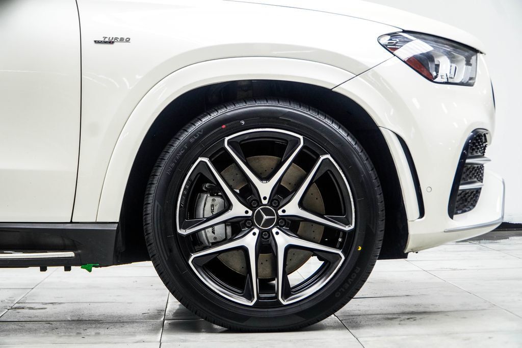 Mercedes-Benz AMG GLE 53 photo 8