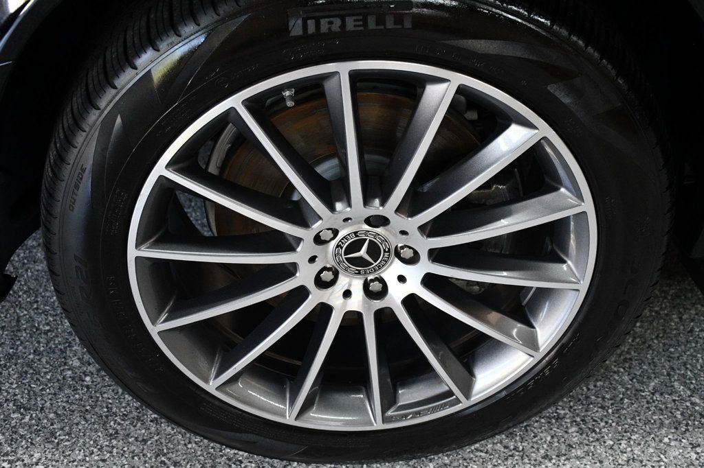 Mercedes-Benz GLE photo 17