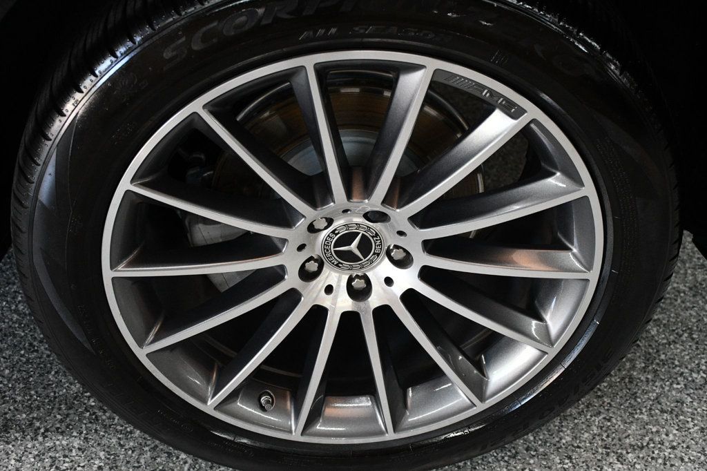 Mercedes-Benz GLE photo 18