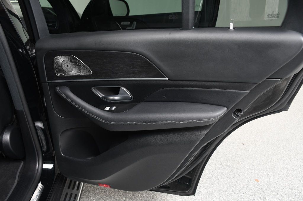 Mercedes-Benz GLE photo 24