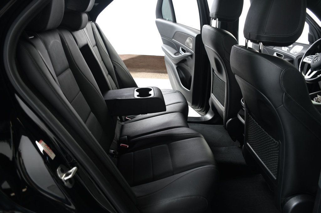 Mercedes-Benz GLE photo 35