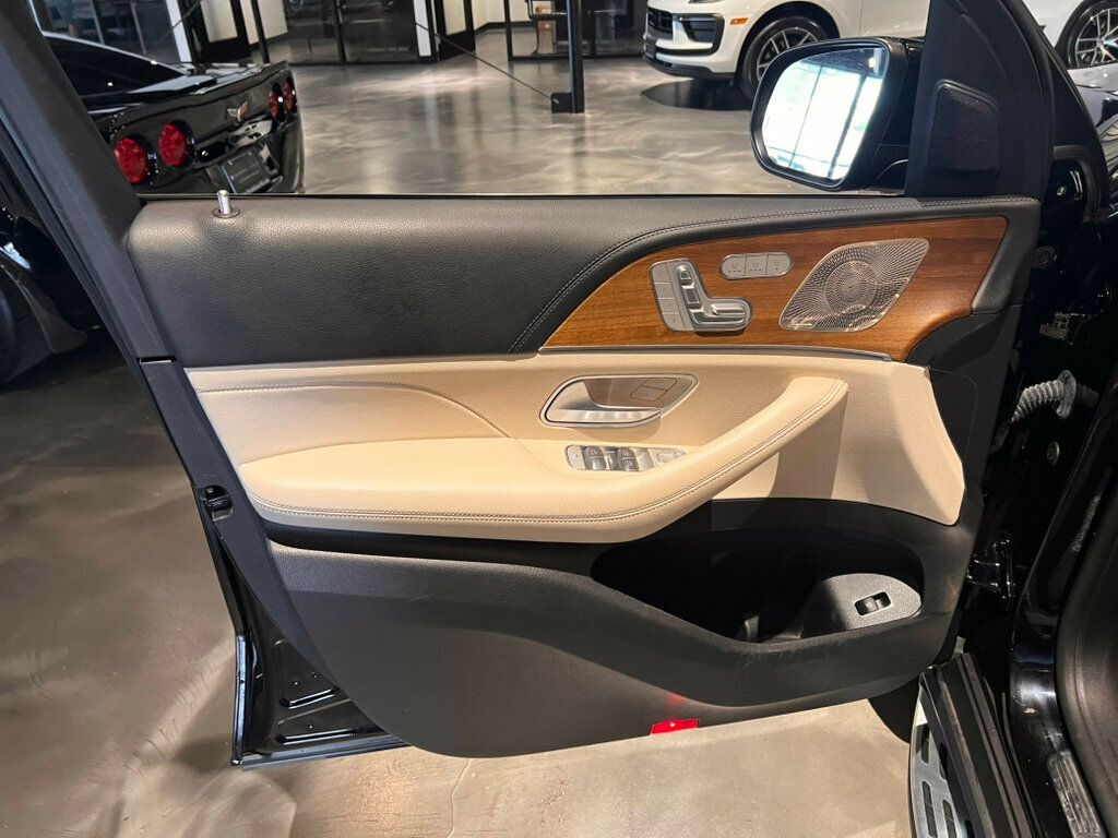 2022 Mercedes-Benz GLS 450/CaptainsChairs/TowPkg/PanoRoof/Htd&CldSeats/HtdSteerWheel - 23015363 - 13