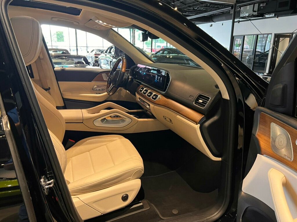 2022 Mercedes-Benz GLS 450/CaptainsChairs/TowPkg/PanoRoof/Htd&CldSeats/HtdSteerWheel - 23015363 - 31