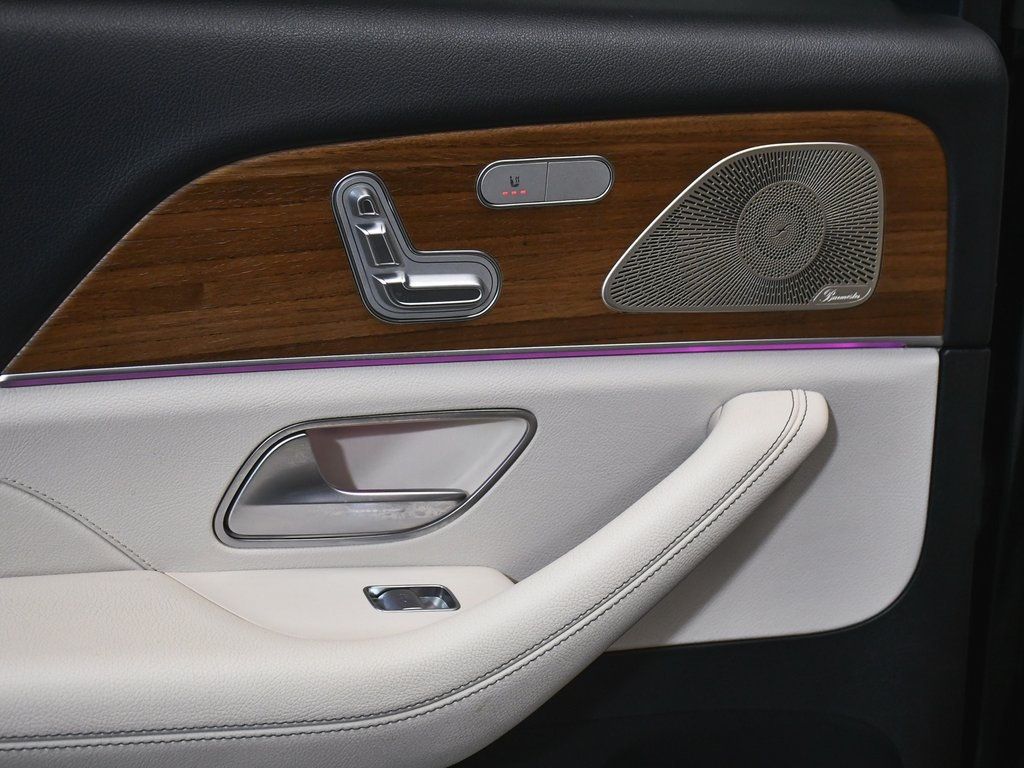 2022 Mercedes Benz GLS 450 4MATIC photo 10