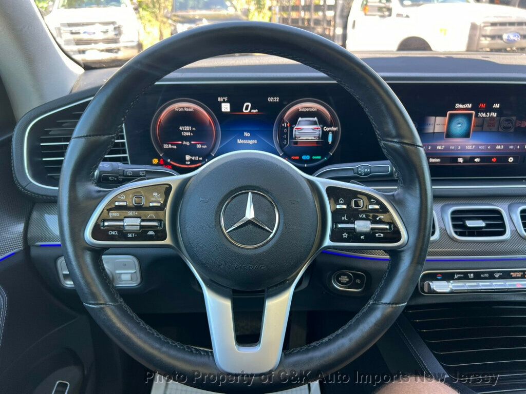 2022 Mercedes Benz GLS 450 4MATIC photo 21