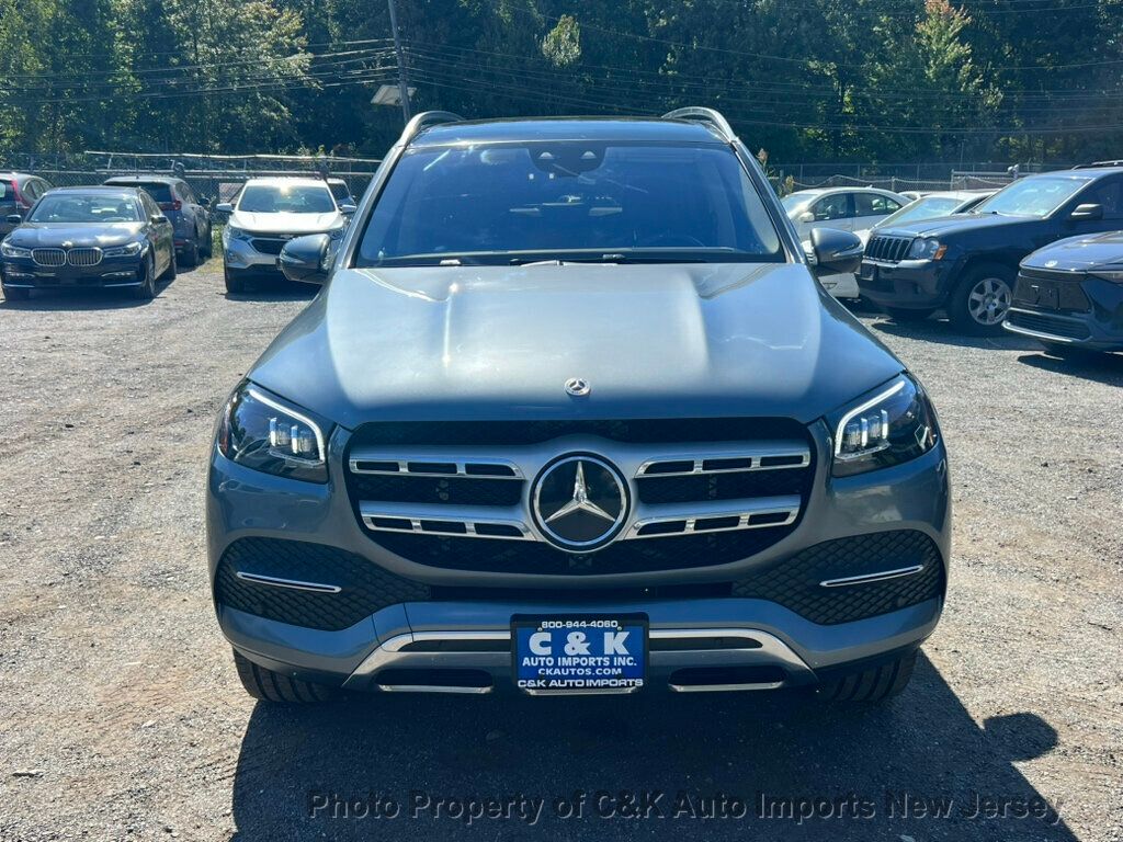 2022 Mercedes Benz GLS 450 4MATIC photo 2