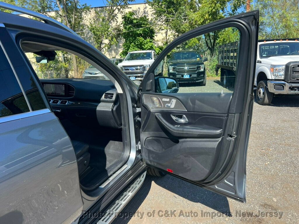 2022 Mercedes Benz GLS 450 4MATIC photo 33