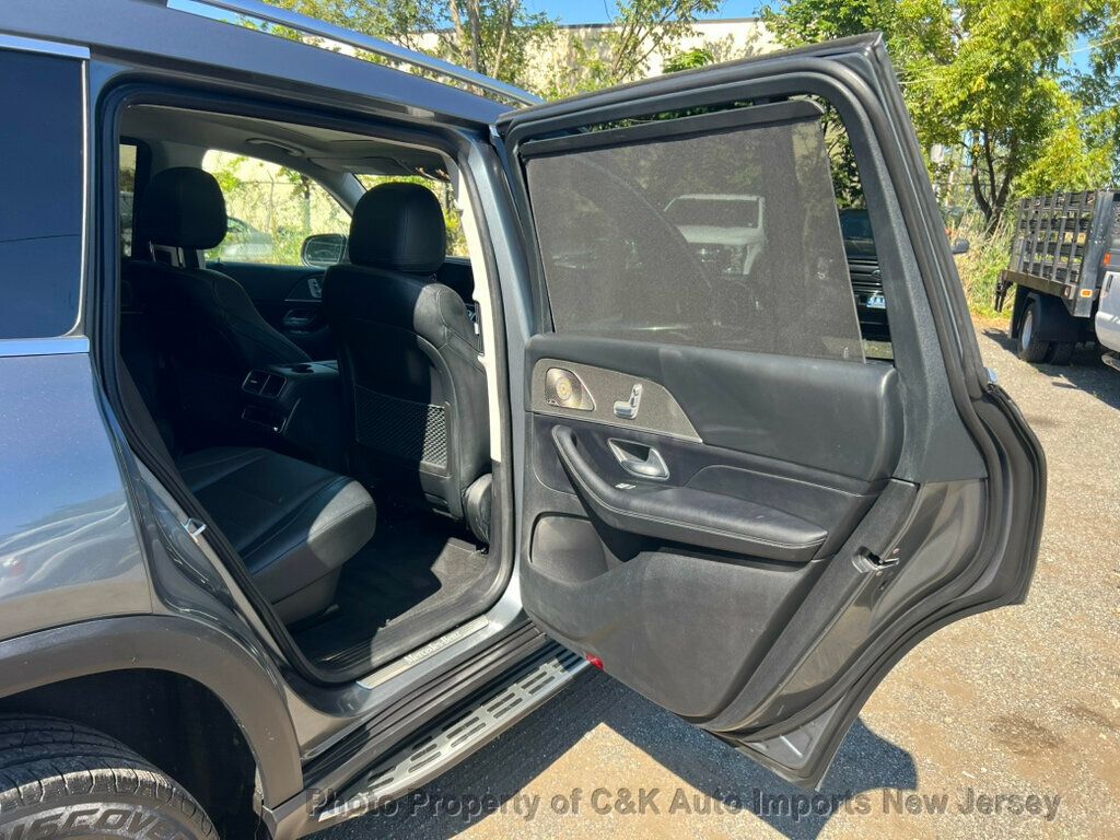 2022 Mercedes Benz GLS 450 4MATIC photo 38
