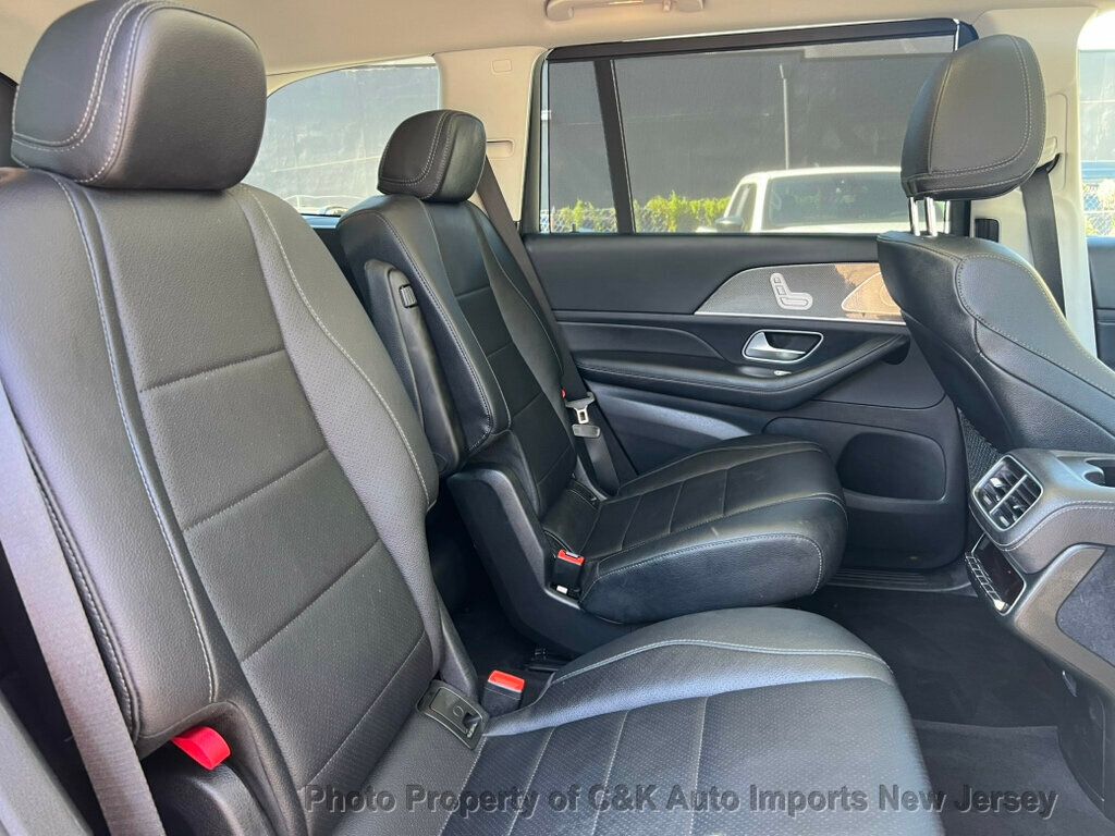 2022 Mercedes Benz GLS 450 4MATIC photo 40