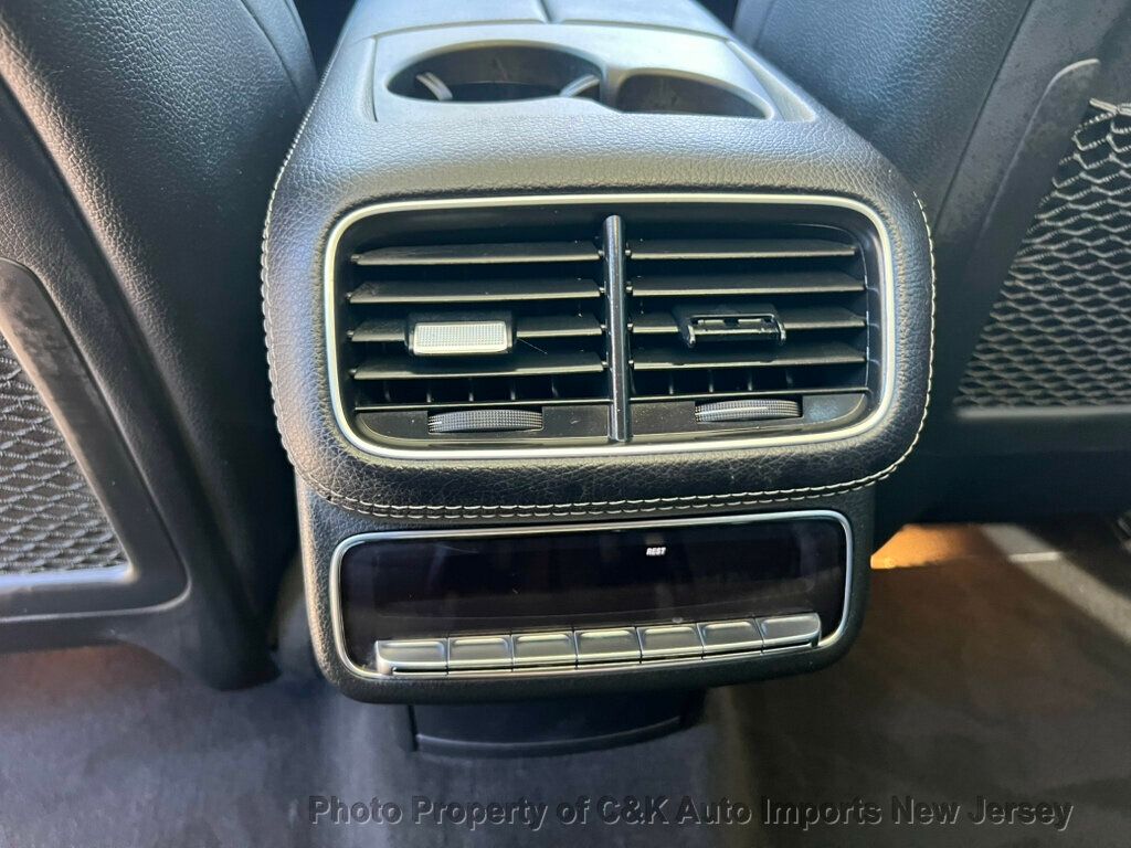 2022 Mercedes Benz GLS 450 4MATIC photo 44