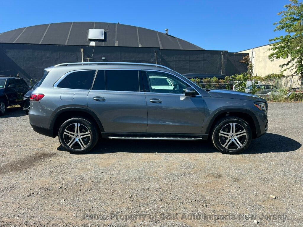 2022 Mercedes Benz GLS 450 4MATIC photo 6