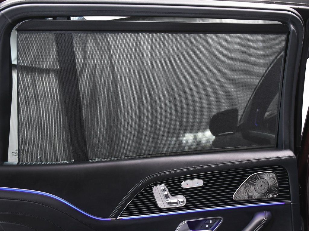 2022 Mercedes Benz GLS 600 4MATIC Maybach photo 14