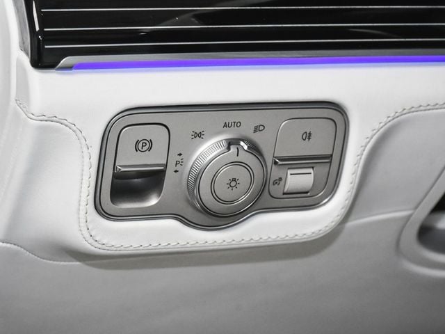 2022 Mercedes-Benz GLS Maybach GLS 600 - 22972717 - 25