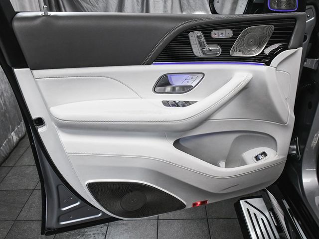 2022 Mercedes-Benz GLS Maybach GLS 600 - 22972717 - 8