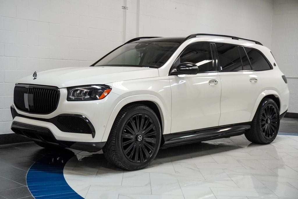 2022 Mercedes Benz GLS Maybach 600 4MATIC photo 3