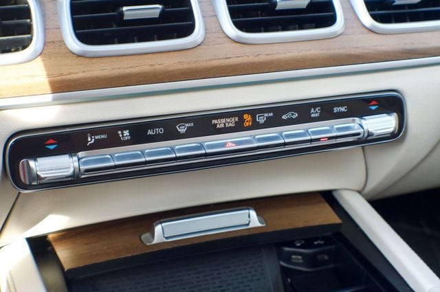 2022 Mercedes-Benz GLS MSRP$91800/DriverAssistancePkgPlus/2ndRowCaptains/NAV - 22994103 - 26