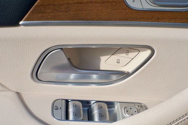 2022 Mercedes-Benz GLS MSRP$91800/DriverAssistancePkgPlus/2ndRowCaptains/NAV - 22994103 - 35