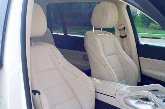 2022 Mercedes-Benz GLS MSRP$91800/DriverAssistancePkgPlus/2ndRowCaptains/NAV - 22994103 - 45