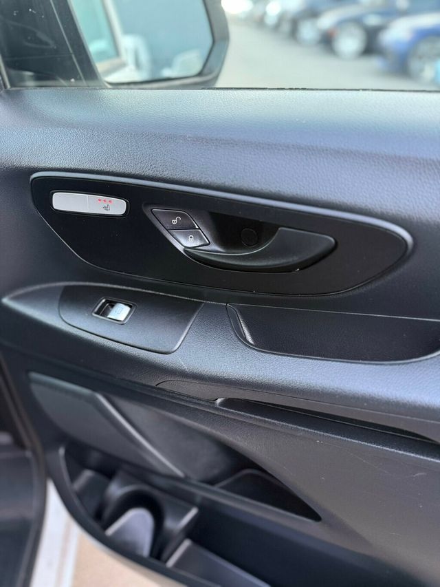 2022 Mercedes-Benz Metris Cargo Van Metris Cargo Van Standard Roof 126" Wheelbase - 22982503 - 17