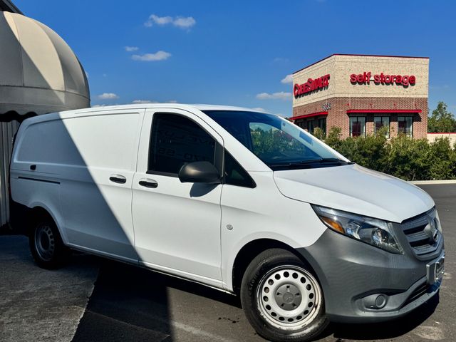 2022 Mercedes-Benz Metris Cargo Van Metris Cargo Van Standard Roof 126" Wheelbase - 23095607 - 1