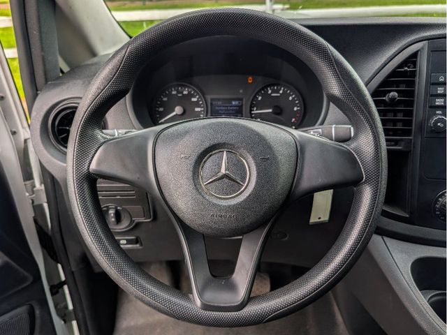 2022 Mercedes-Benz Metris Cargo Van Metris Cargo Van Standard Roof 135" Wheelbase - 23007382 - 22