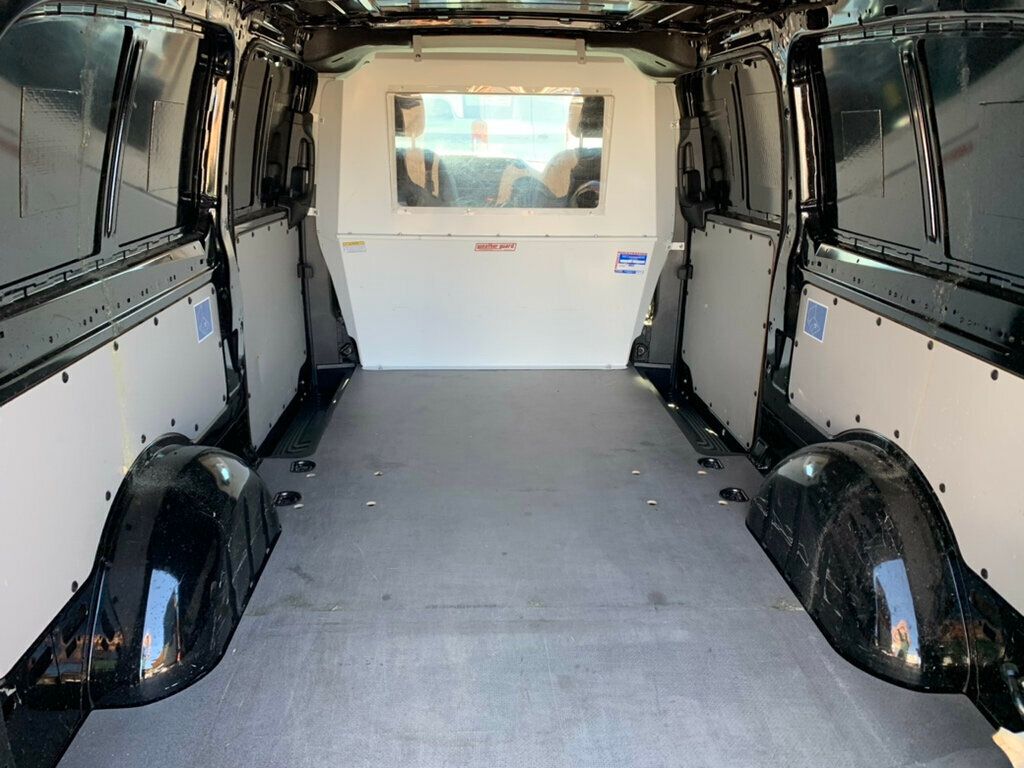 2022 Mercedes-Benz Metris Cargo Van Metris Cargo Van Standard Roof 135" Wheelbase 1-Owner - 22980470 - 11