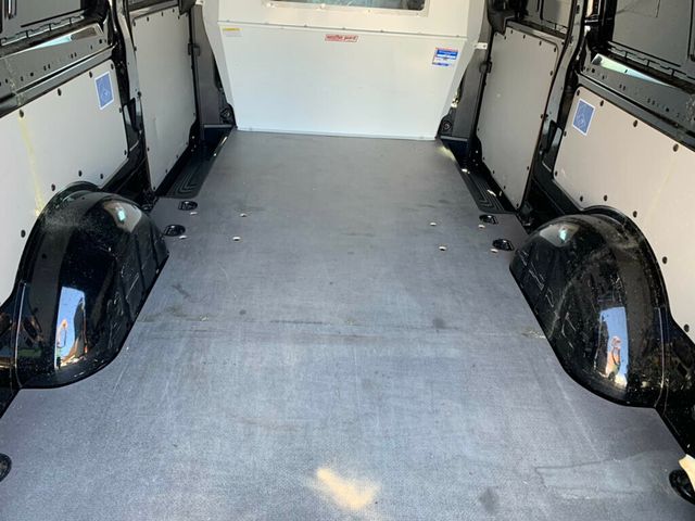 2022 Mercedes-Benz Metris Cargo Van Metris Cargo Van Standard Roof 135" Wheelbase 1-Owner - 22980470 - 12