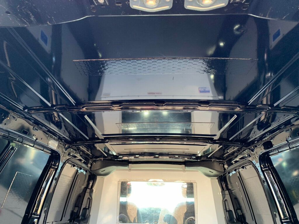 2022 Mercedes-Benz Metris Cargo Van Metris Cargo Van Standard Roof 135" Wheelbase 1-Owner - 22980470 - 13