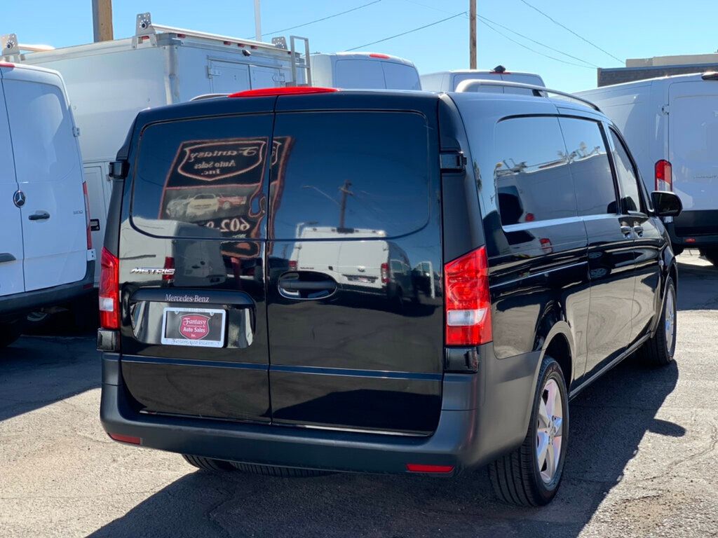 2022 Mercedes-Benz Metris Cargo Van Metris Cargo Van Standard Roof 135" Wheelbase 1-Owner - 22980470 - 30