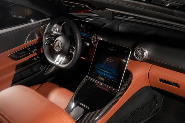2022 Mercedes-Benz SL AMG SL 63 Roadster - 23075456 - 32