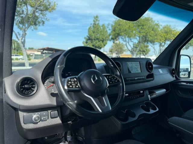 2022 Mercedes-Benz Sprinter Cargo Van 1500 Standard Roof I4 144" RWD - 22985638 - 7