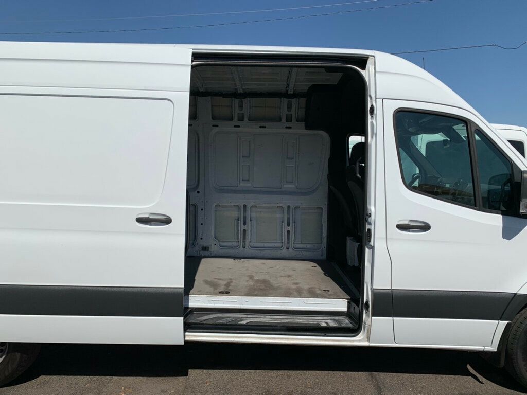 2022 Mercedes-Benz Sprinter Cargo Van 2500 High Roof I4 Gas 170" RWD 1-OWNER - 23053320 - 2