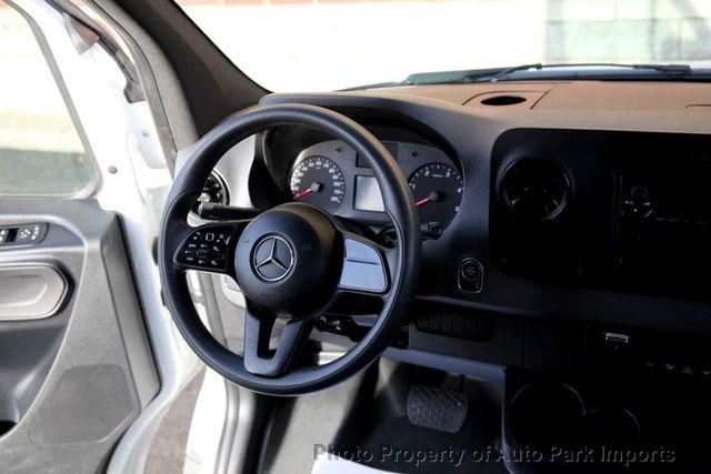 2022 Mercedes-Benz Sprinter Cargo Van 2500 High Roof V6 144" RWD - 23022056 - 23