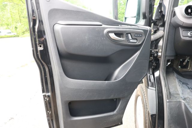 2022 Mercedes-Benz Sprinter Cargo Van 2500 High Roof V6 170" 4WD - 23032650 - 9