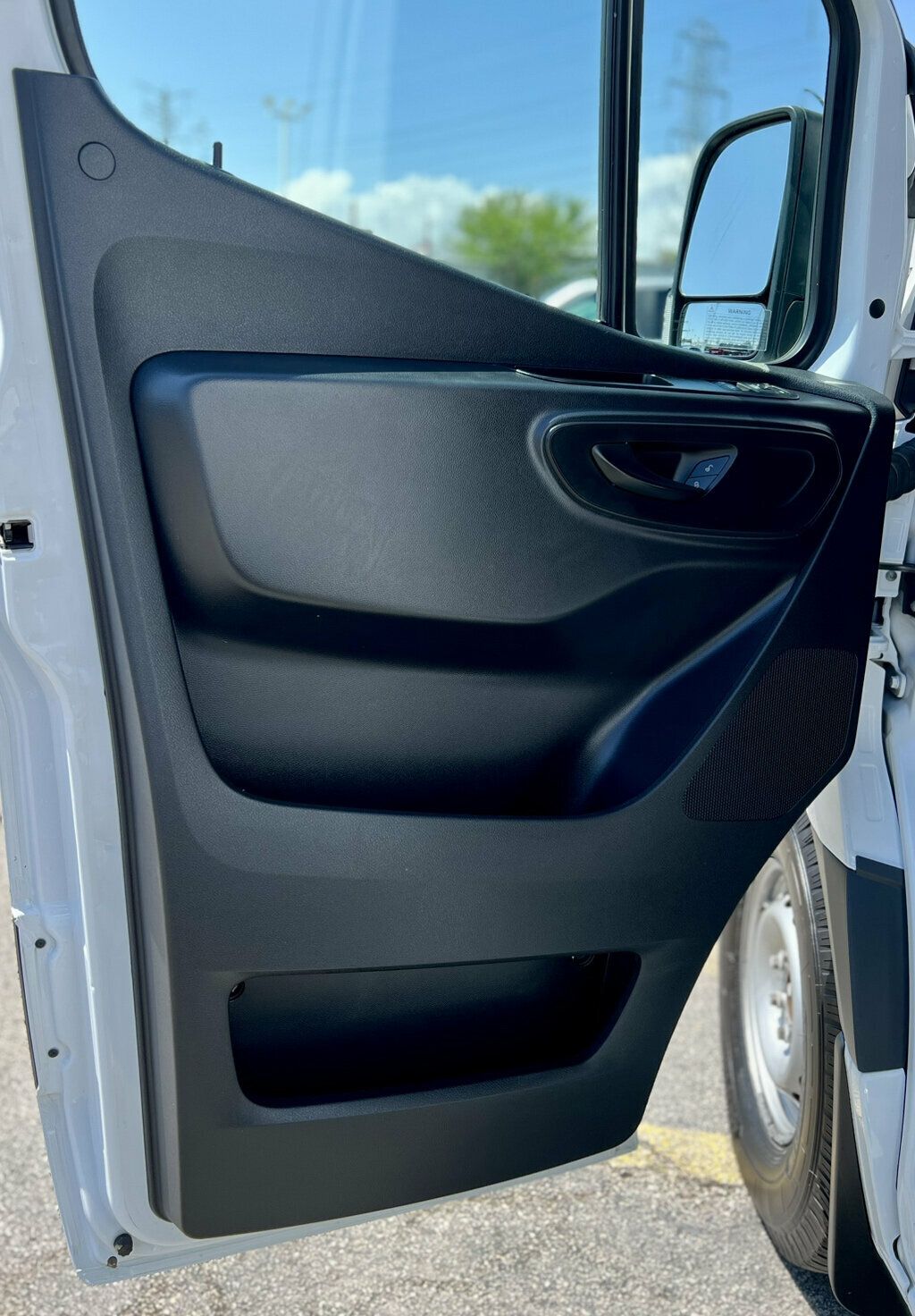 2022 Mercedes-Benz Sprinter Cargo Van 2500 High Roof V6 170" RWD - 23053950 - 11