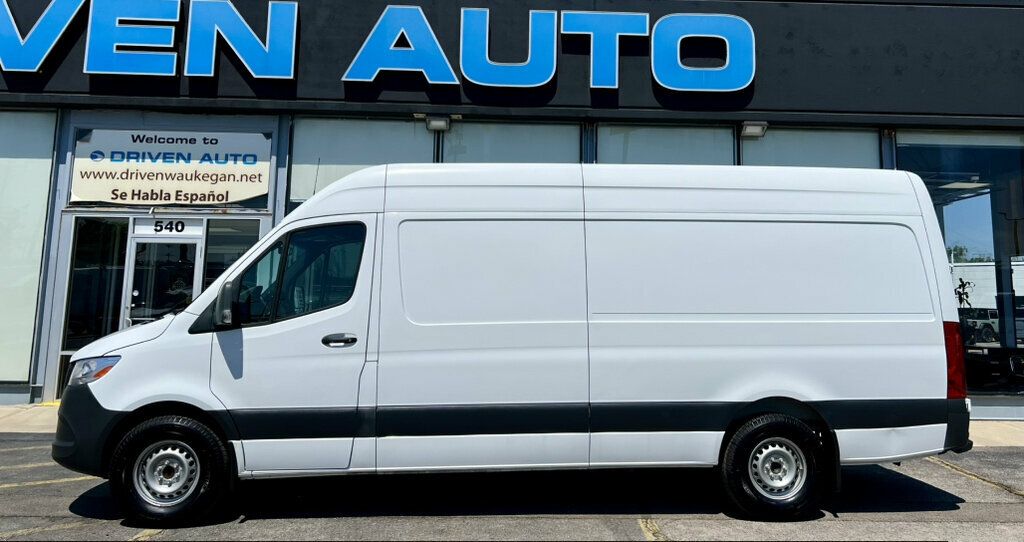 2022 Mercedes-Benz Sprinter Cargo Van 2500 High Roof V6 170" RWD - 23053950 - 23