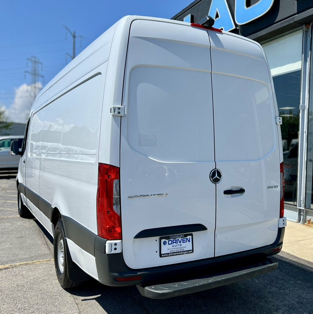 2022 Mercedes-Benz Sprinter Cargo Van 2500 High Roof V6 170" RWD - 23053950 - 24