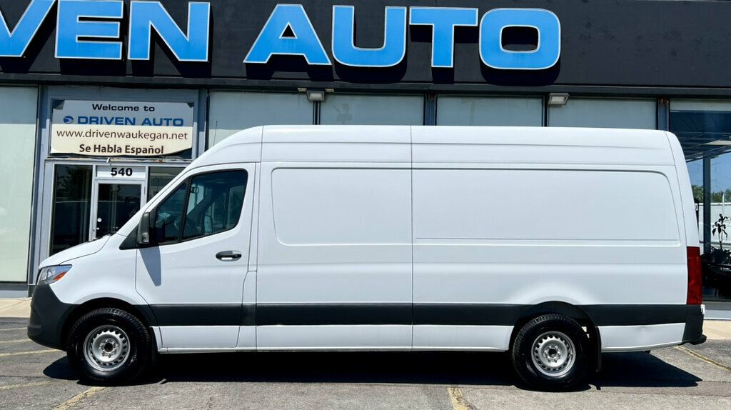 2022 Mercedes-Benz Sprinter Cargo Van 2500 High Roof V6 170" RWD - 23053950 - 29