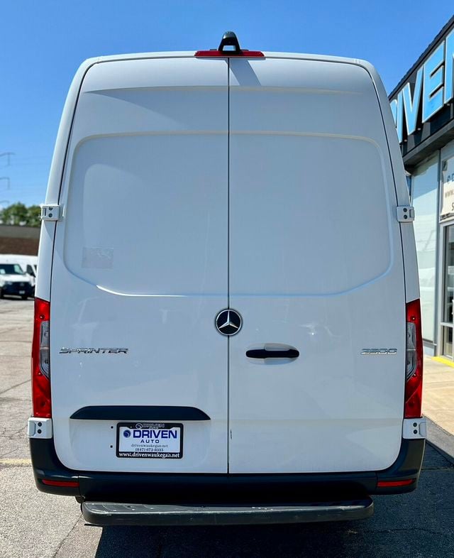 2022 Mercedes-Benz Sprinter Cargo Van 2500 High Roof V6 170" RWD - 23053950 - 3
