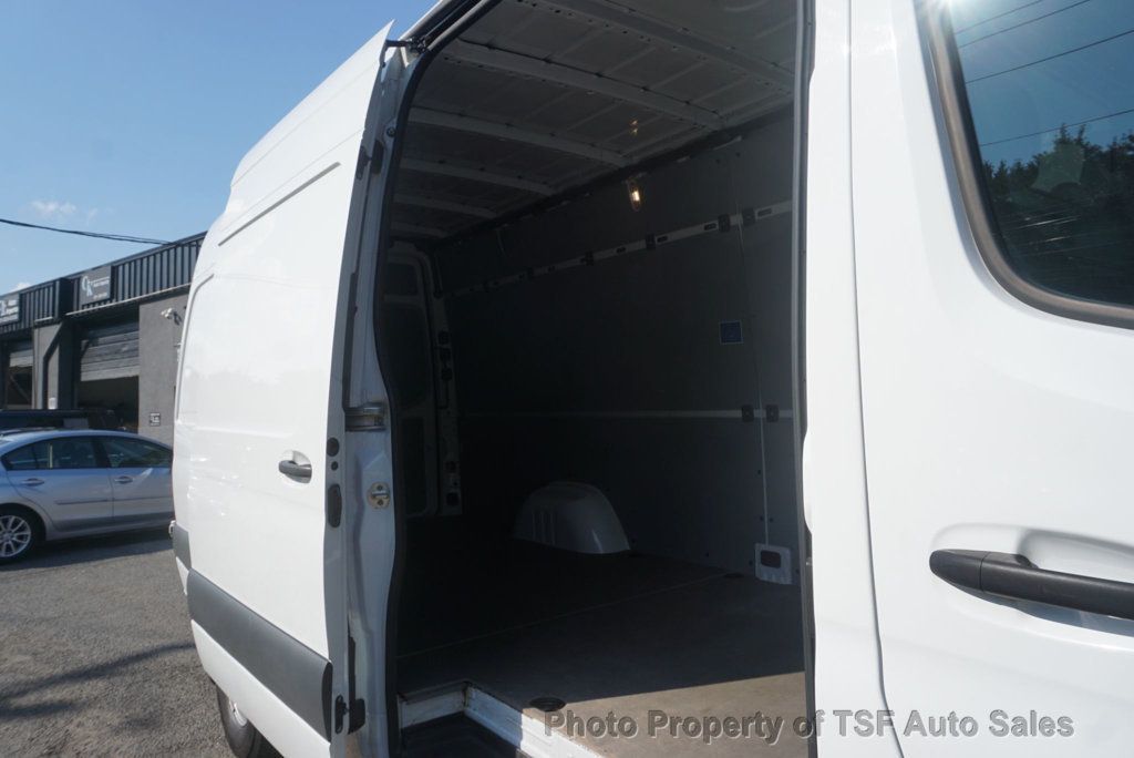 2022 Mercedes-Benz Sprinter Cargo Van 2500 High Roof V6 170" RWD - 23063525 - 11