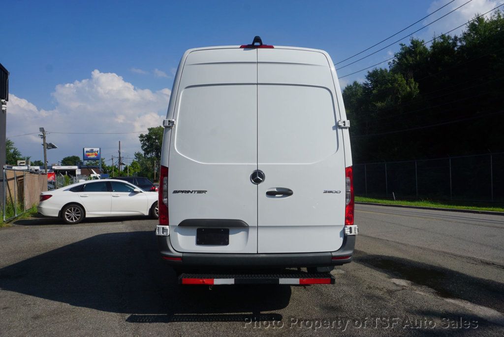 2022 Mercedes-Benz Sprinter Cargo Van 2500 High Roof V6 170" RWD - 23063525 - 5