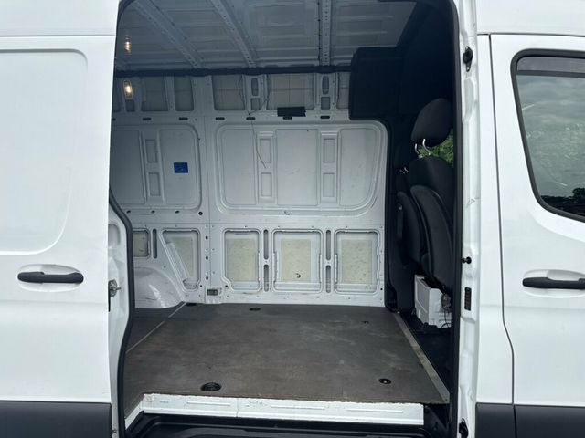 2022 Mercedes-Benz Sprinter Cargo Van 2500 Standard Roof I4 Gas 144" RWD - 23057668 - 10
