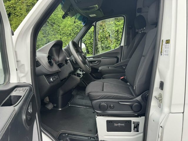 2022 Mercedes-Benz Sprinter Cargo Van 2500 Standard Roof I4 Gas 144" RWD - 23057668 - 14