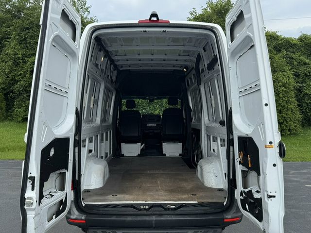 2022 Mercedes-Benz Sprinter Cargo Van 2500 Standard Roof I4 Gas 144" RWD - 23057668 - 5